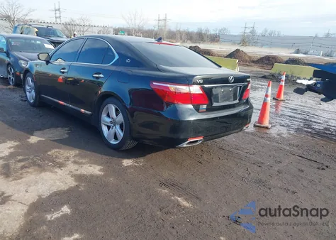 2012 Lexus Ls 460 z USA, uszkodzony, nr VIN JTHCL5EF2C5013949
